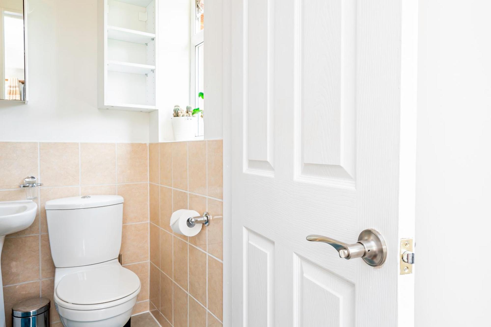 Earley Luxury Ensuite Room With Private Entrance Reading Bagian luar foto