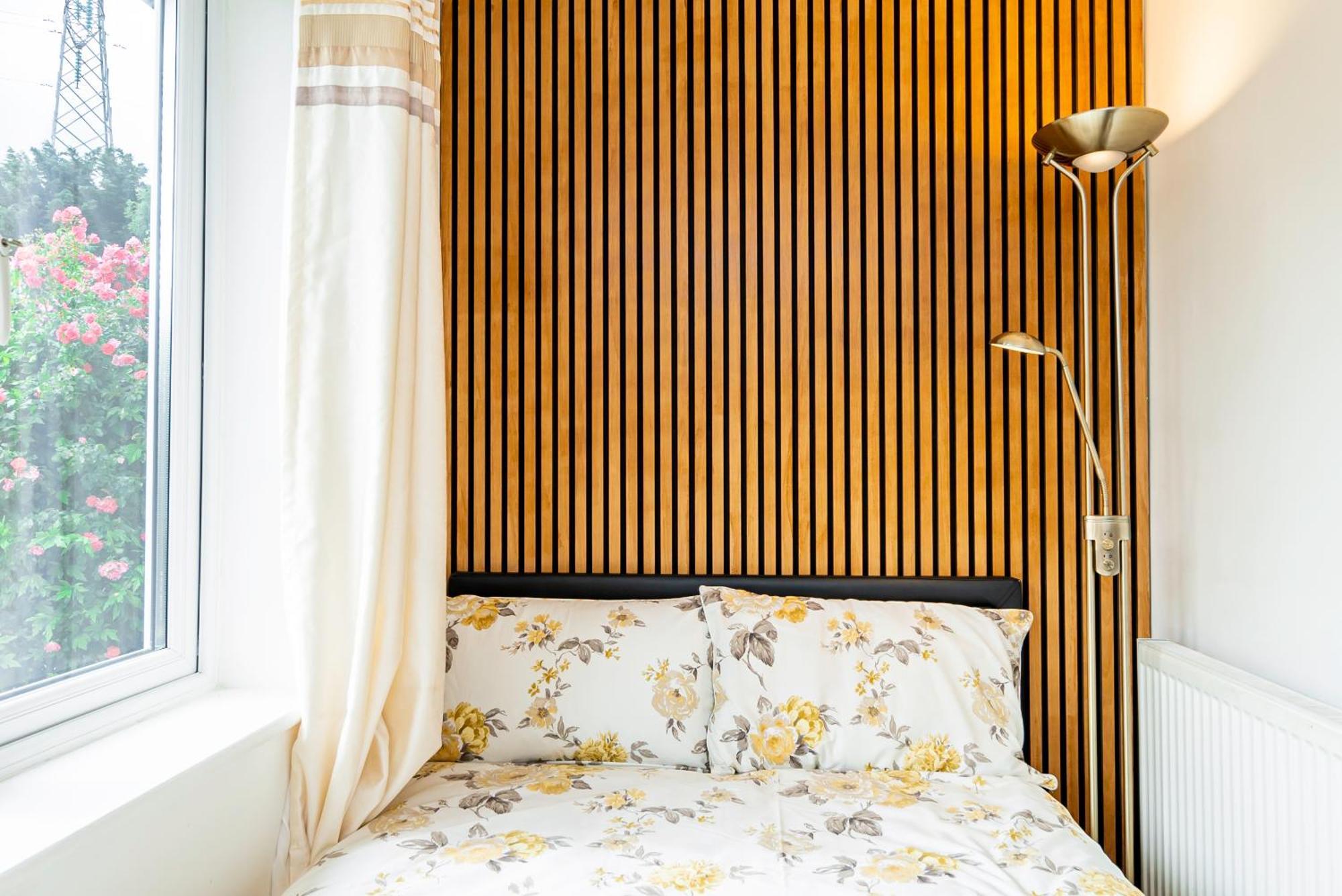 Earley Luxury Ensuite Room With Private Entrance Reading Bagian luar foto